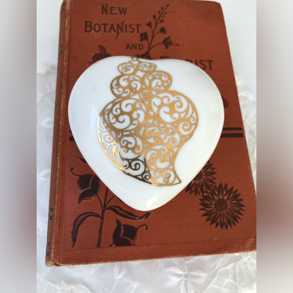 Hand Painted Portuguese Pottery Ceramic Heart Jewelry Trinket Box